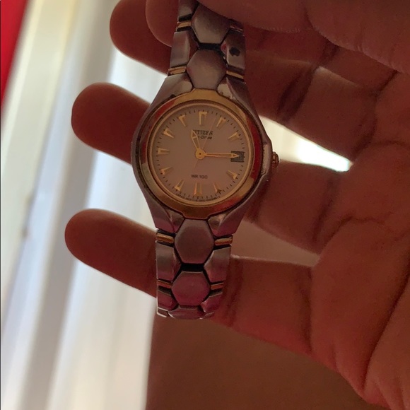 Citizen watch - Picture 2 of 3